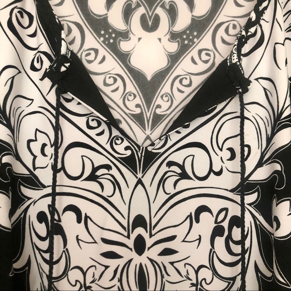 COPY - Elementz Women Plus 2X V-neck Unique Patte… - Picture 5 of 8